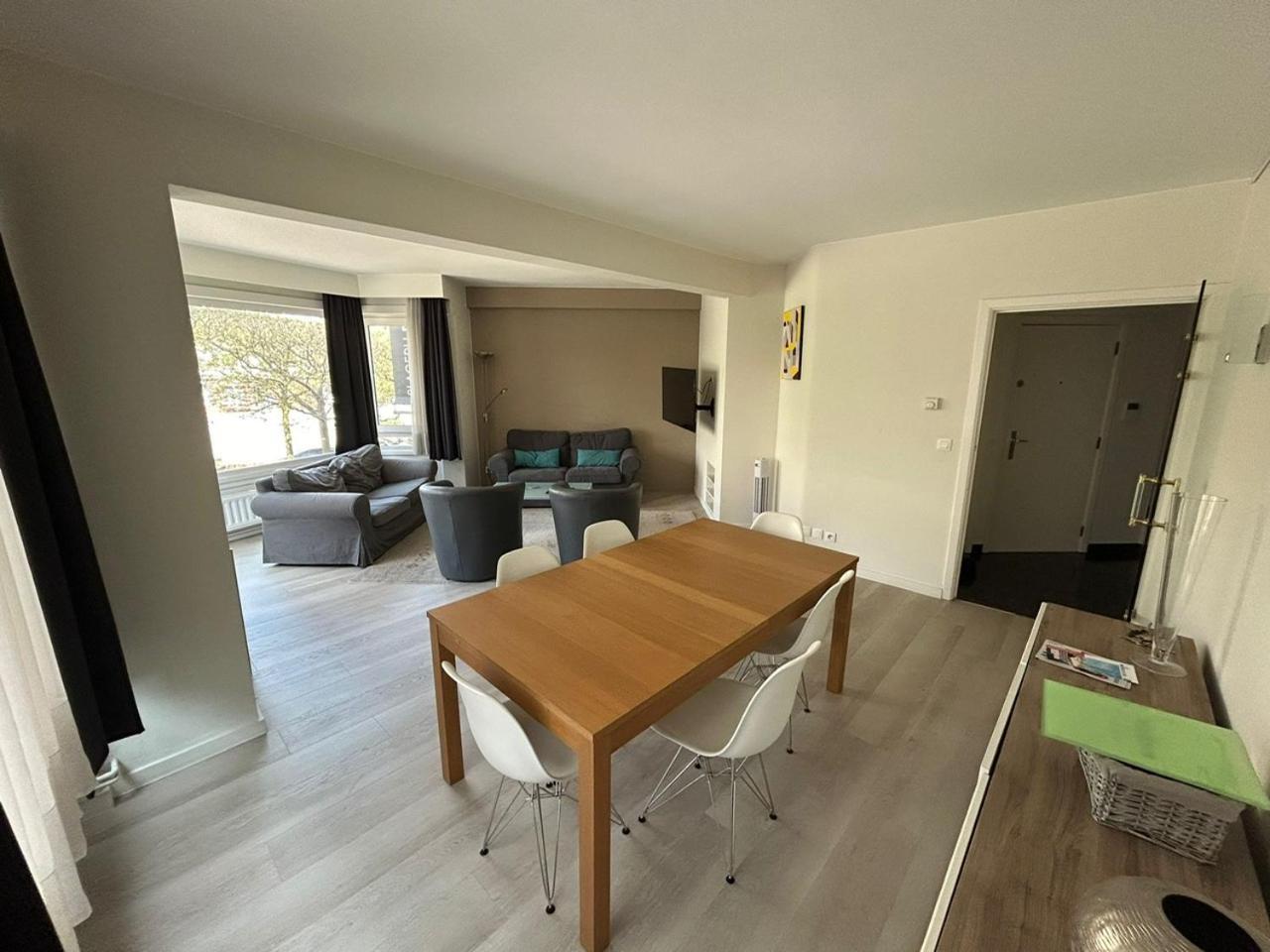 3 Bedroom Apartment Nearby The Sea Ostende Kültér fotó